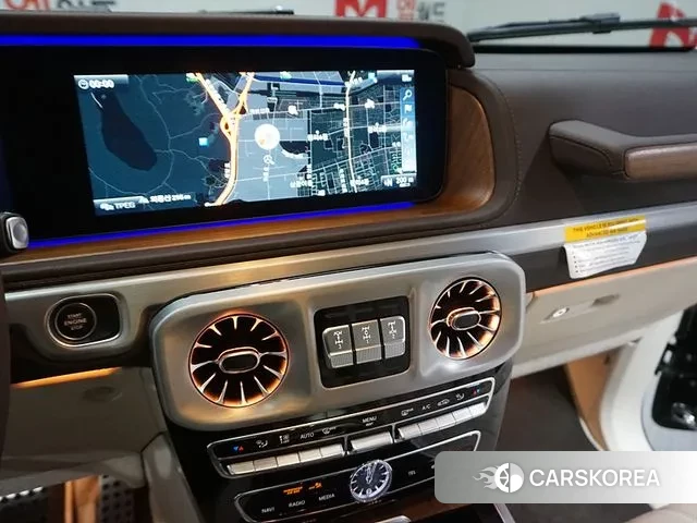 Mercedes-Benz G-Class W463b 2023 Темно-зеленый из Кореи, фото 3