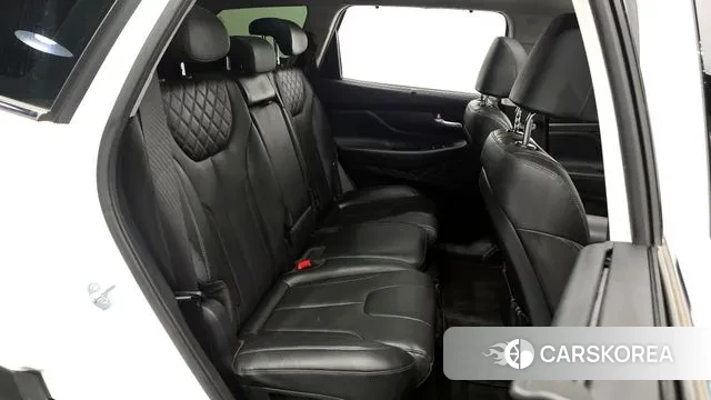 Hyundai The New Santa Fe 2023 Белый из Кореи, фото 3