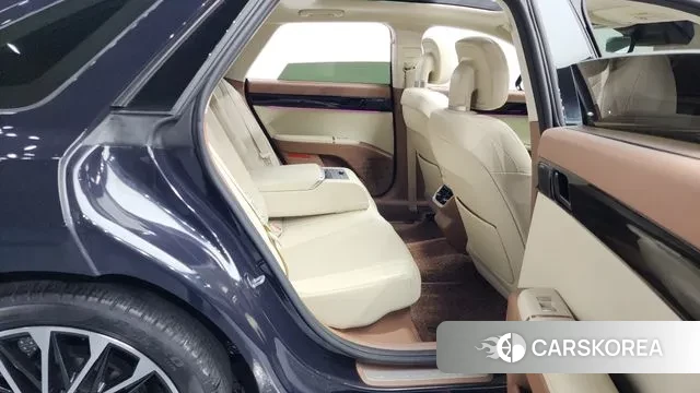 Hyundai Grandeur Hybrid (GN7) 2023 Черный из Кореи, фото 3