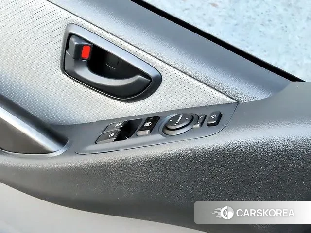 Hyundai The New Grand Starex 2018 Серебристо-серый из Кореи, фото 3