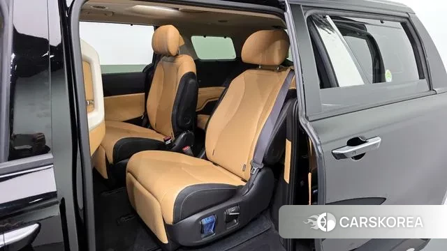Kia Carnival 4th generation 2023 Черный из Кореи, фото 3