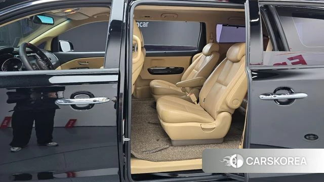 Kia The New Carnival 2018 Черный из Кореи, фото 3