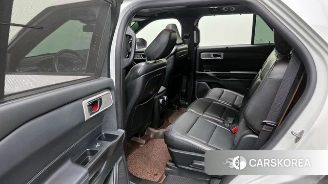 Ford Explorer 6th Generation 2020 Белый из Кореи, фото 3