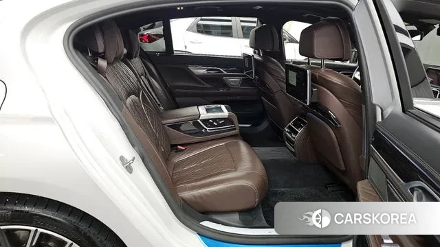 BMW 7 Series (G11) 2020 Белый из Кореи, фото 3