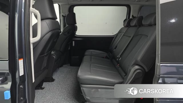 Hyundai Staria 2024 Серый из Кореи, фото 3