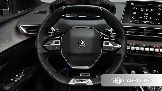 Peugeot 5008 second generation 2020 Белый из Кореи, фото 3