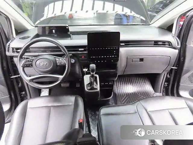 Hyundai Staria 2021 Черный из Кореи, фото 3