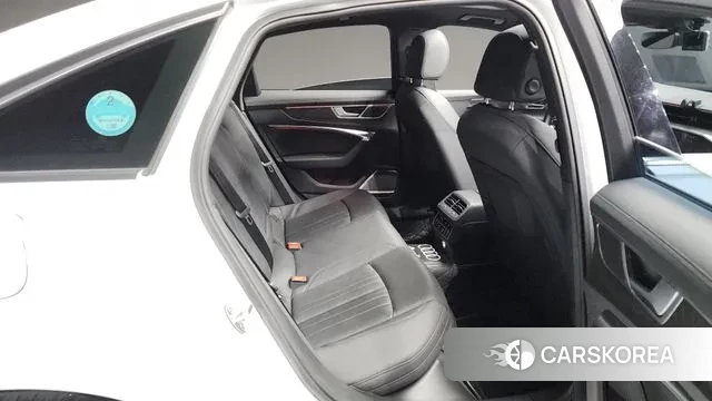 Audi A6 (C8) 2019 Белый из Кореи, фото 3