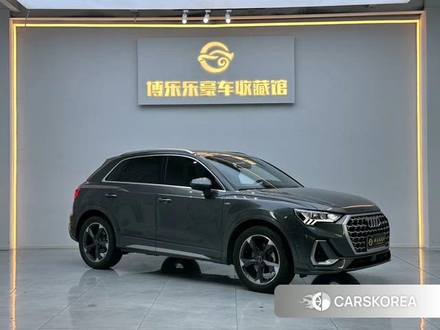 Audi Q3 2024 Серебристо-серый из Китая, фото 3