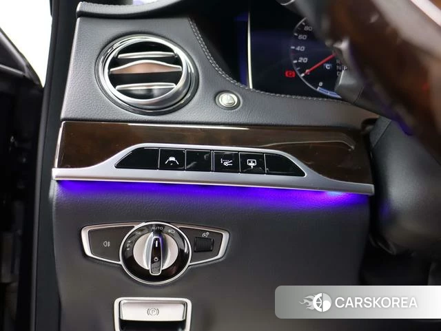 Mercedes-Benz Maybach S-class 2021 Черный из Китая, фото 3