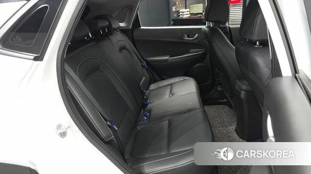 Hyundai Kona Hybrid 2019 Белый из Кореи, фото 3