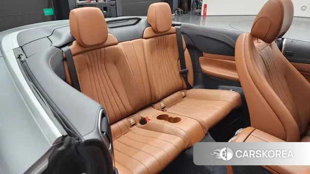 Mercedes-Benz E-Class W213 2018 Серебряный из Кореи, фото 3