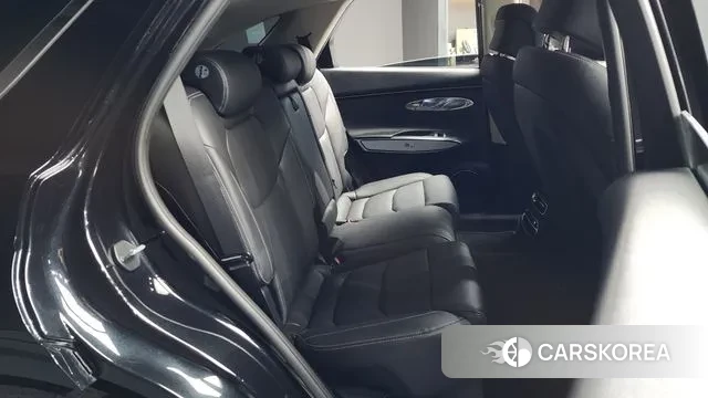 Genesis GV70 2022 Черный из Кореи, фото 3