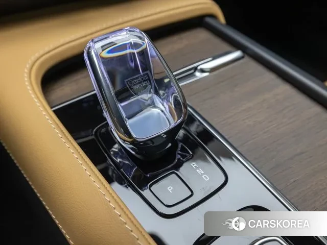 Volvo V90 Cross-Country 2025 Белый из Кореи, фото 3