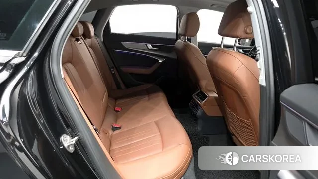 Audi A6 (C8) 2021 Черный из Кореи, фото 3