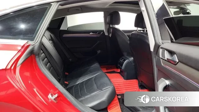 Volkswagen Arteon 2018 Красный из Кореи, фото 3