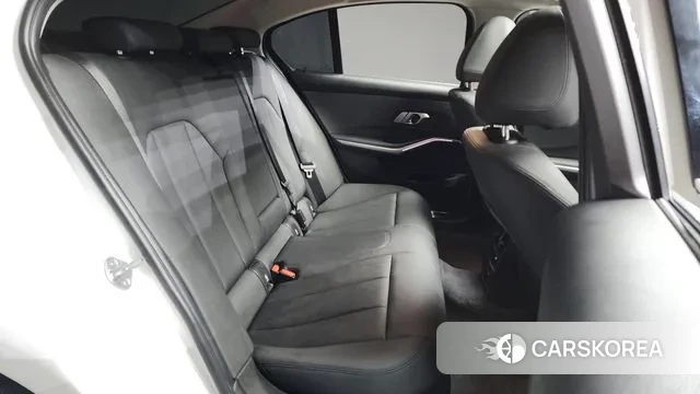 BMW 3 Series (G20) 2019 Белый из Кореи, фото 3