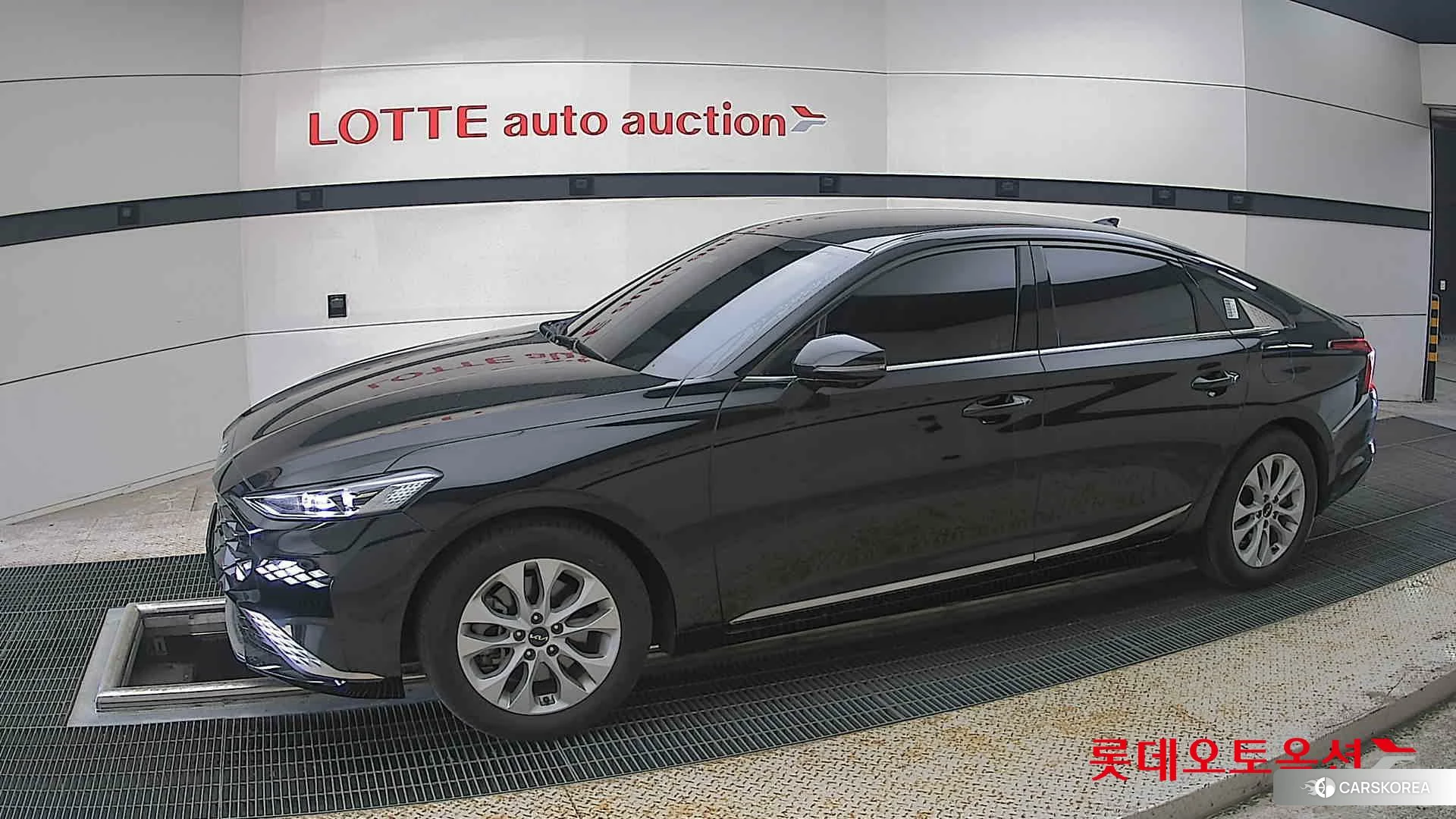 Kia K8 2023 Aurora Black Pearl из Кореи, фото 3