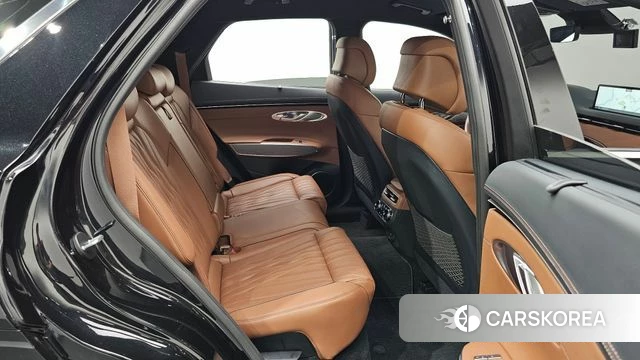 Genesis GV70 2022 Черный из Кореи, фото 3