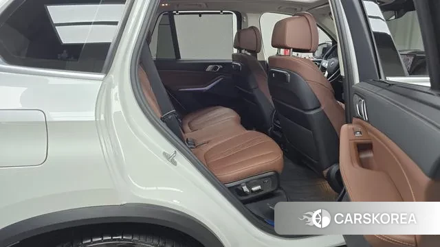 BMW X5 (G05) 2023 Белый из Кореи, фото 3