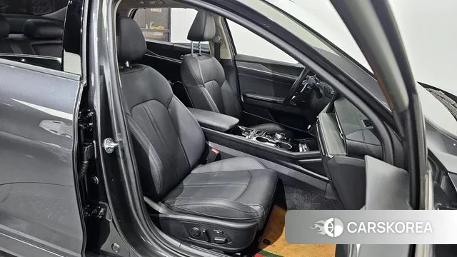 Kia The New K5 3rd generation 2024 Серый из Кореи, фото 3