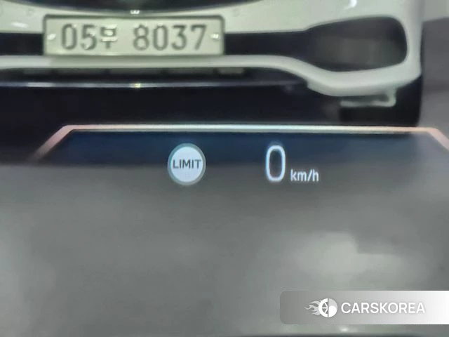 BMW 5 Series (G60) 2024 Белый из Кореи, фото 3