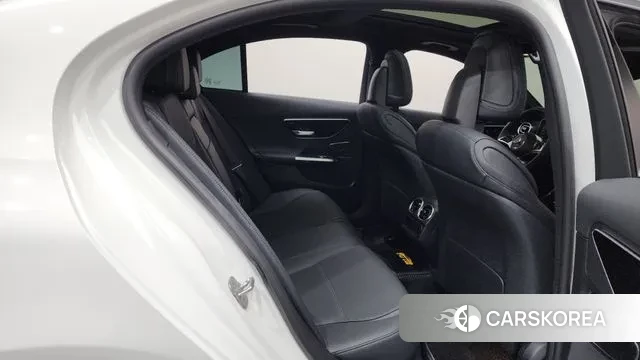 Mercedes-Benz C-Class W206 2024 Белый из Кореи, фото 3