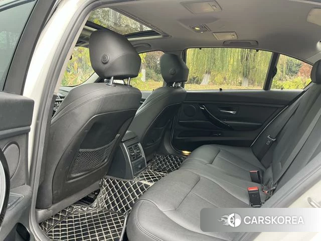 BMW 3 series 2018 Белый из Китая, фото 3