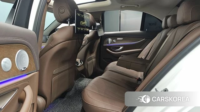 Mercedes-Benz E-Class W213 id 3813976 из Кореи 3