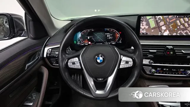 BMW 5 Series (G30) 2020 Серый из Кореи, фото 3