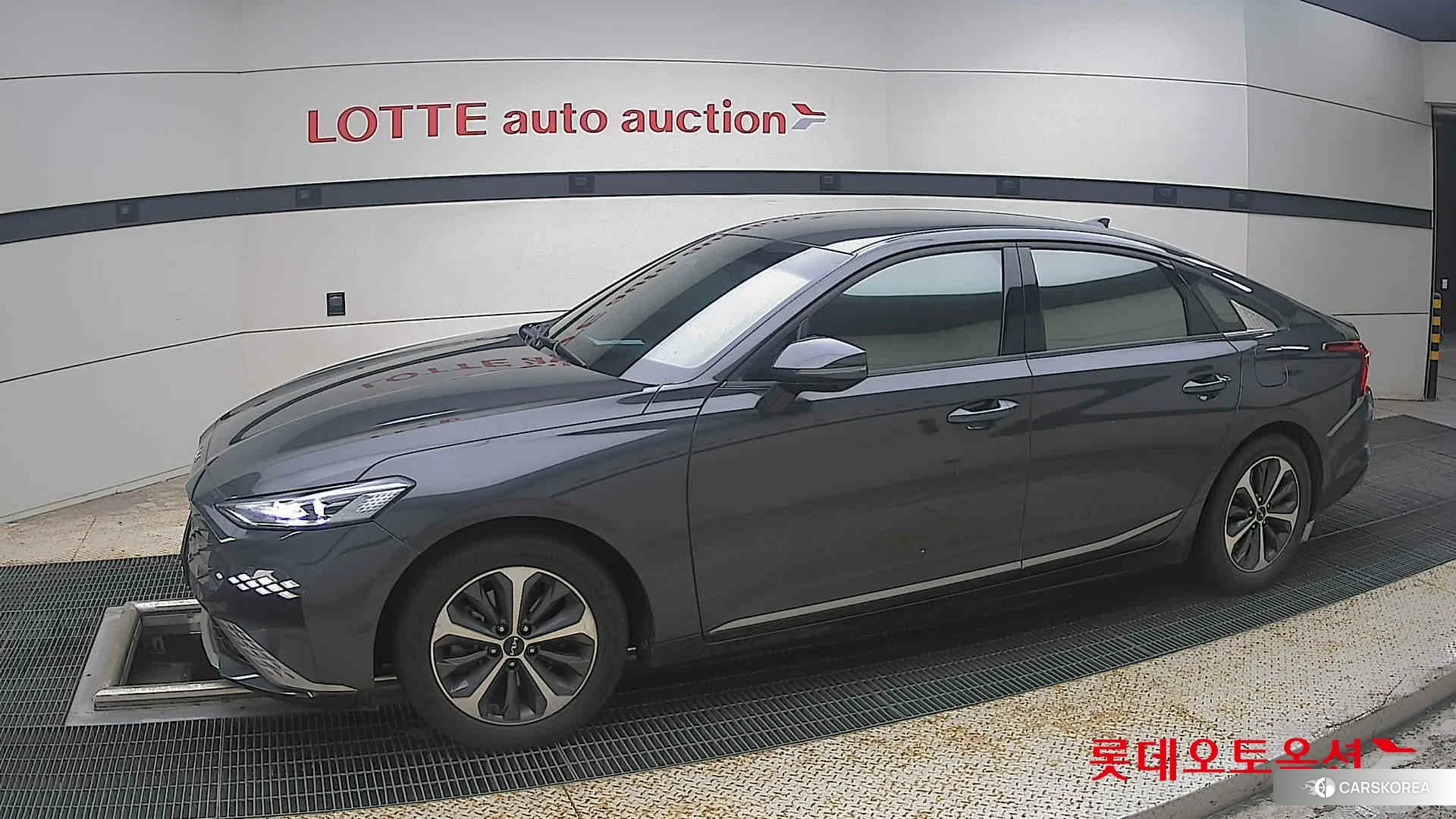 Kia K8 Hybrid 2023 Interstellagray из Кореи, фото 3