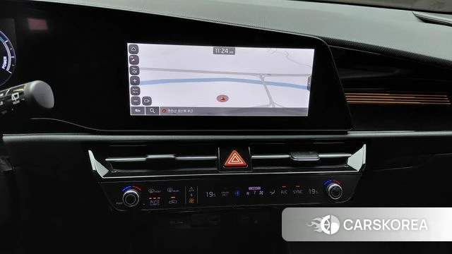 Kia Di Ol Nu Niro 2022 Белый из Кореи, фото 3