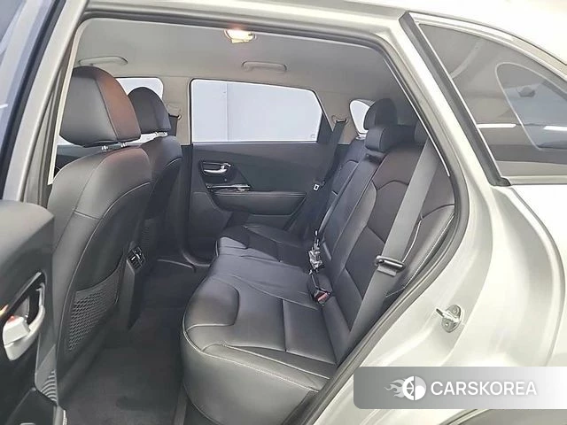 Kia Niro EV 2021 Серебристо-серый из Кореи, фото 3