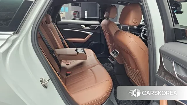 Audi A6 (C8) 2023 Белый из Кореи, фото 3