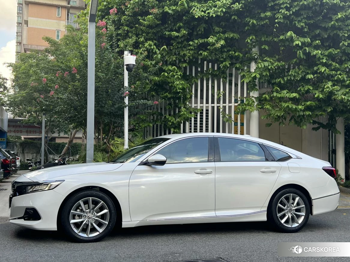 Honda Accord 2021 Белый из Китая, фото 3