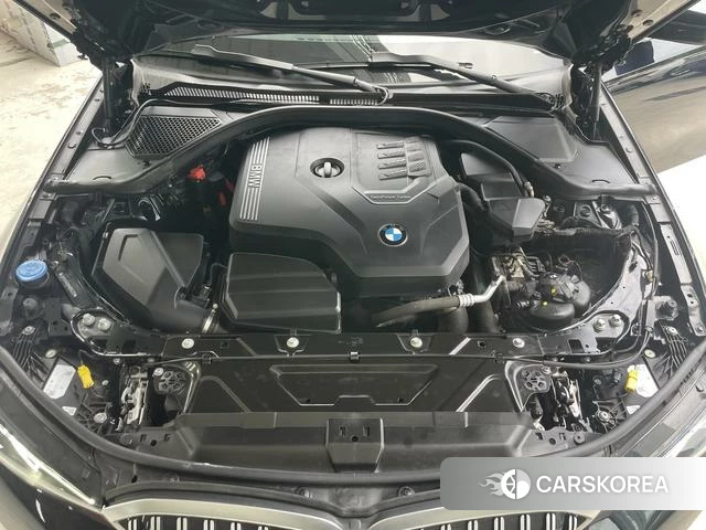 BMW 3 series 2023 Черный из Китая, фото 3