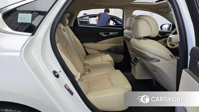 Kia The New K9 2nd generation 2022 Белый из Кореи, фото 3
