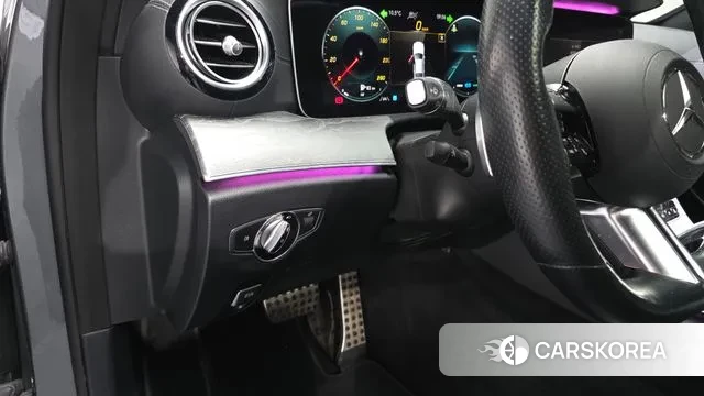 Mercedes-Benz E-Class W213 2020 Серый из Кореи, фото 3