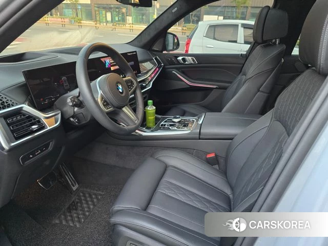 BMW X7 (G07) 2025 Серый из Кореи, фото 3