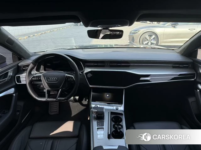 Audi A7 2022 Черный из Китая, фото 3