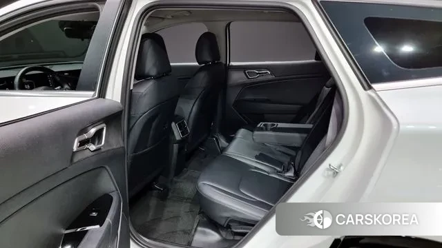 Kia Sportage 5th Generation 2021 Белый из Кореи, фото 3