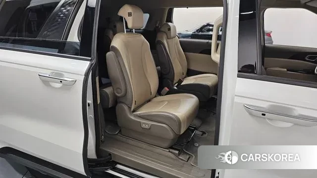 Kia Carnival 4th generation 2022 Белый из Кореи, фото 3