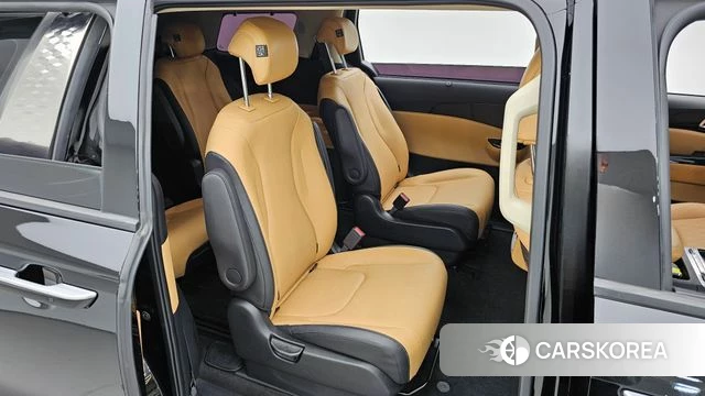 Kia Carnival 4th generation 2022 Черный из Кореи, фото 3