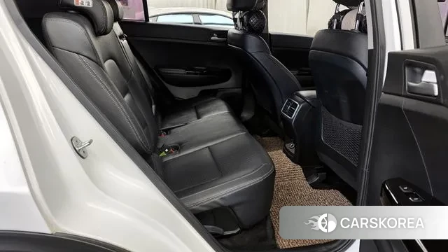 Kia Sportage 4th Generation 2018 Белый из Кореи, фото 3