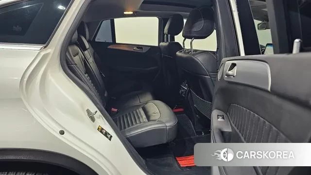 Mercedes-Benz GLE - Class W166 2018 Белый из Кореи, фото 3