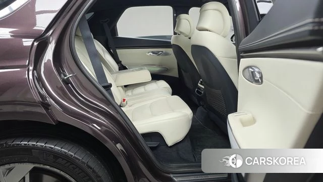 Genesis Electrified GV70 2023 Фиолетовый из Кореи, фото 3
