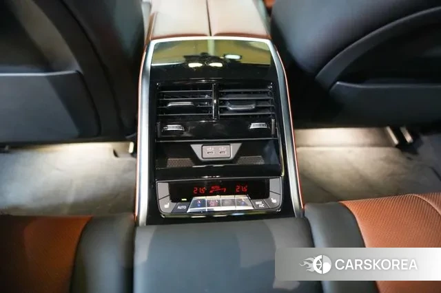 BMW 8 Series (G15) 2023 Белый из Кореи, фото 3