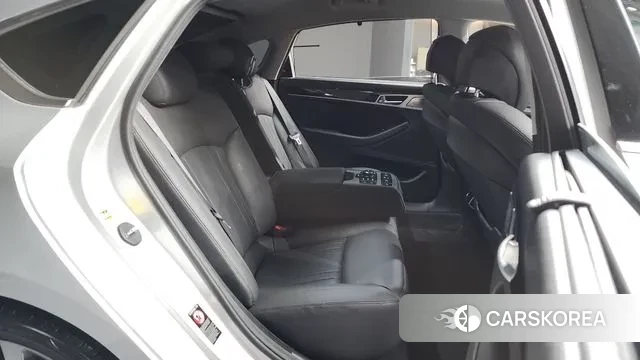 Genesis G80 2018 Серебряный из Кореи, фото 3