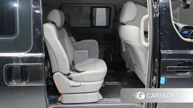 Hyundai The New Grand Starex 2019 Черный из Кореи, фото 3