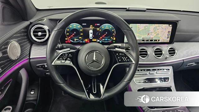 Mercedes-Benz E-Class W213 2022 Белый из Кореи, фото 3